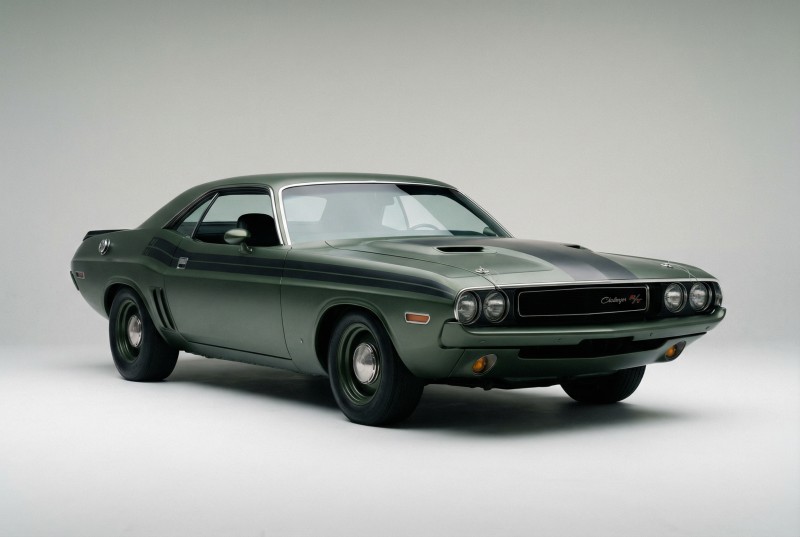 Dodge Challenger muscle coupe